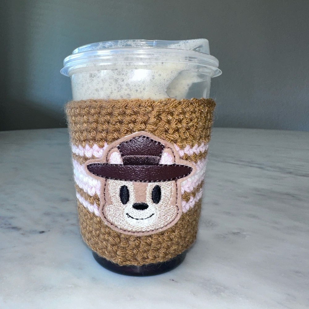 Crochet Dale Coffee Cozy